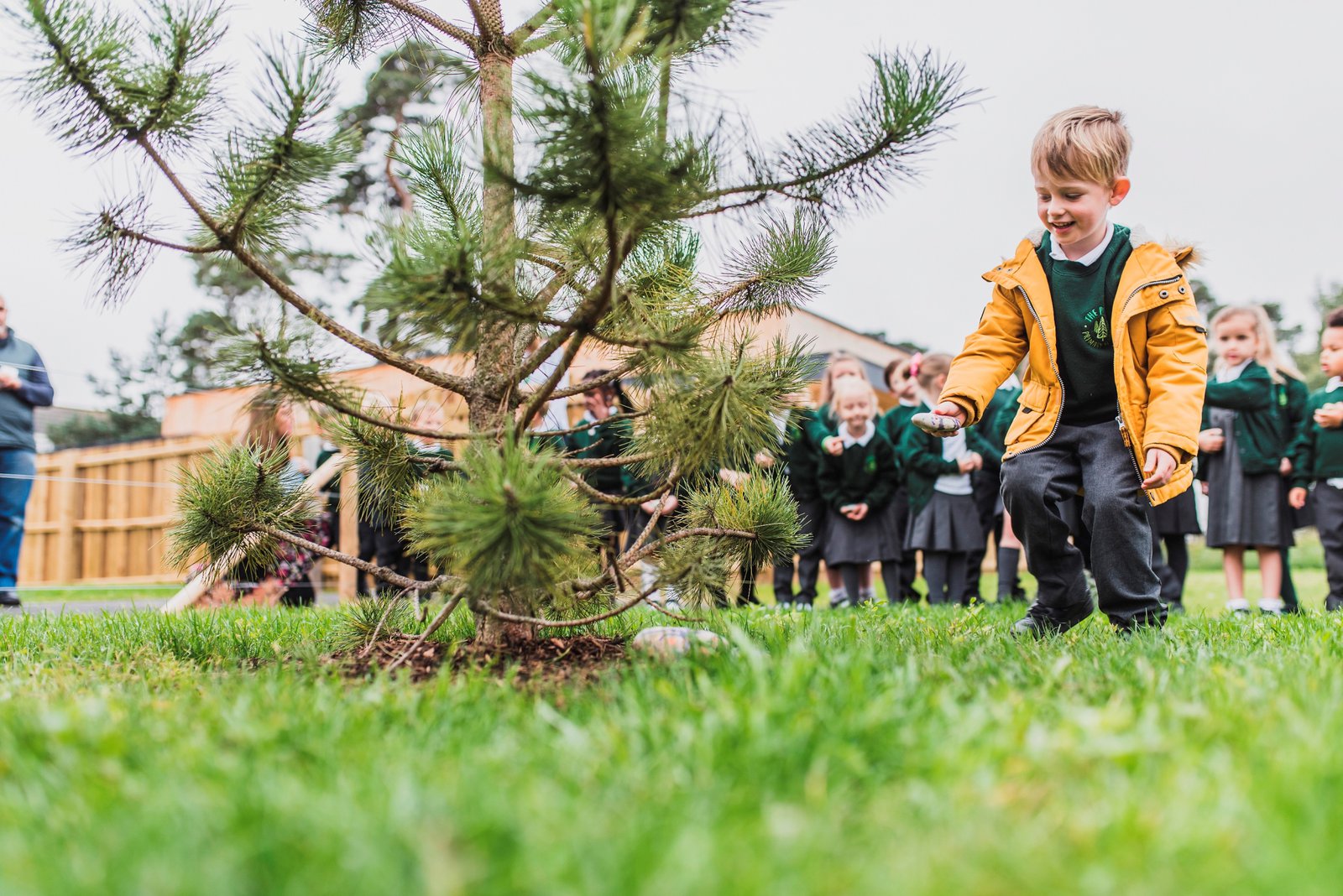 Image of pupil at an opening event of a Morgan Sindall Construction school