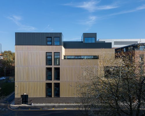 15CB03_M51_medium (1)