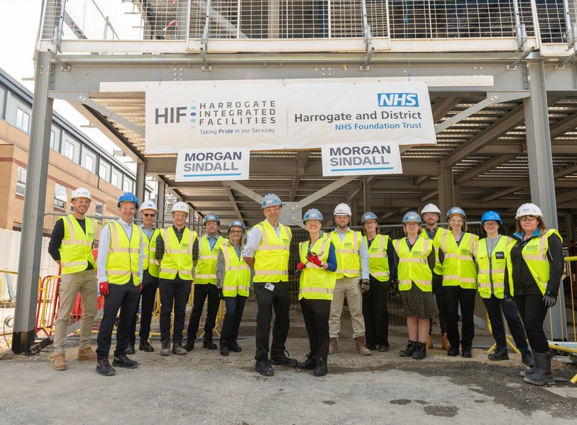 Day Case Surgery and Imaging Centre Steel Signing 1