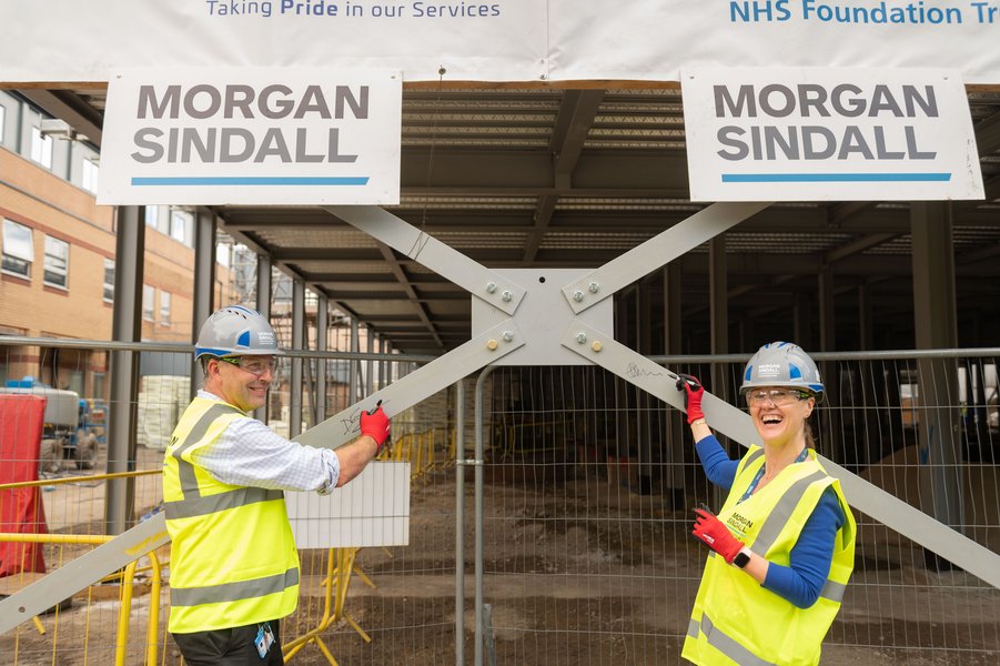 Day Case Surgery and Imaging Centre Steel Signing 3
