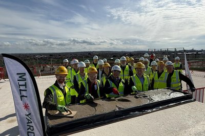 Mill Yard topping out ceremony in Cambridge (2)