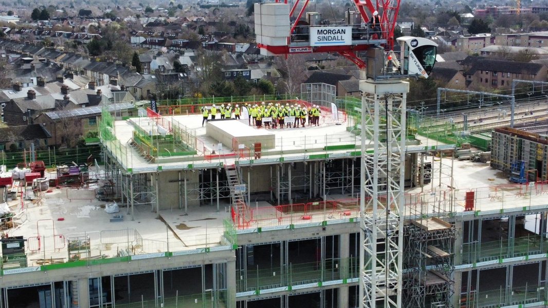 Mill Yard topping out ceremony in Cambridge (3)