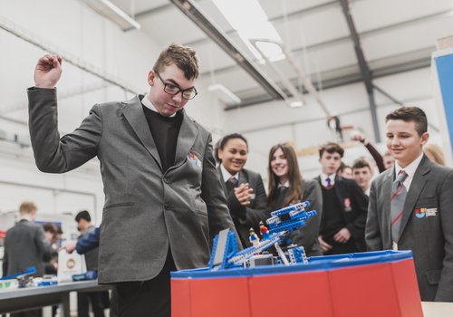 Image of school pupils taking part in the CITB Interschool Construction Challenge event